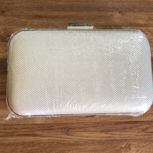 Silver clutch, perfect for weddings or proms!